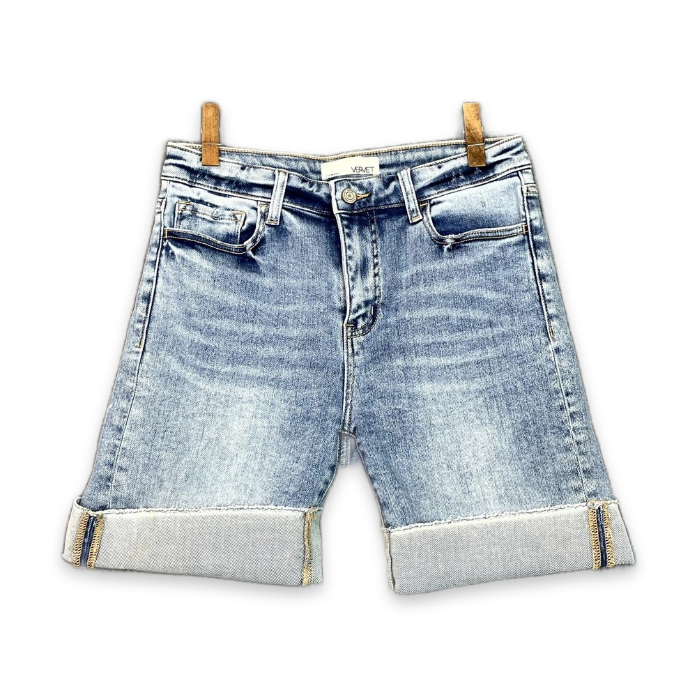 Vervet Valerie Bermuda Shorts Womens Medium Blue Denim High Rise Raw Hem Travel